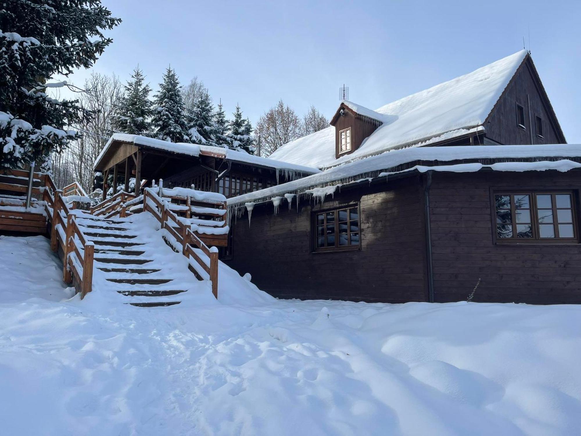 Penzion Harry Na Sjezdovce Krkonose Vysoke nad Jizerou Exterior photo