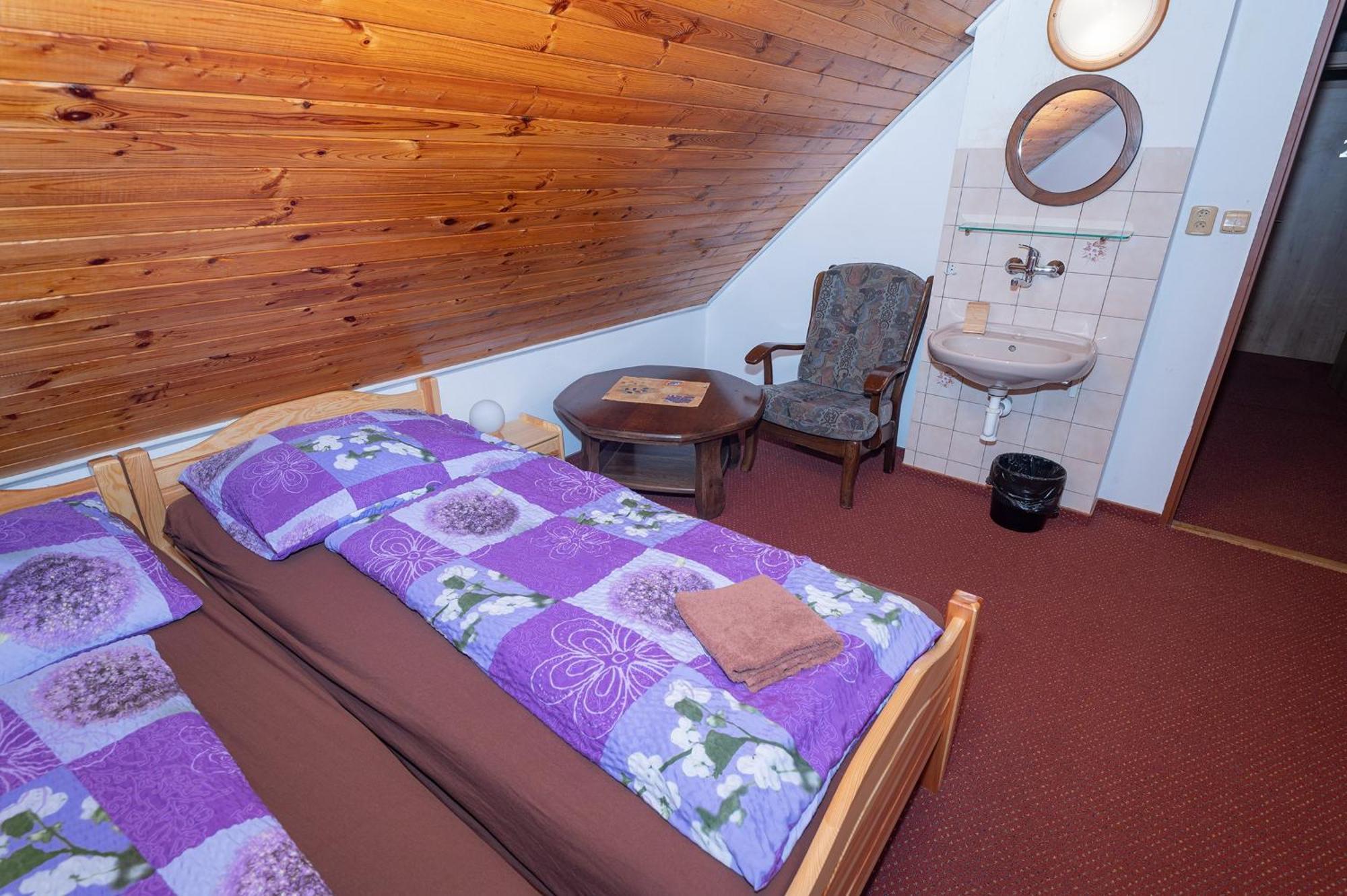 Penzion Harry Na Sjezdovce Krkonose Vysoke nad Jizerou Exterior photo